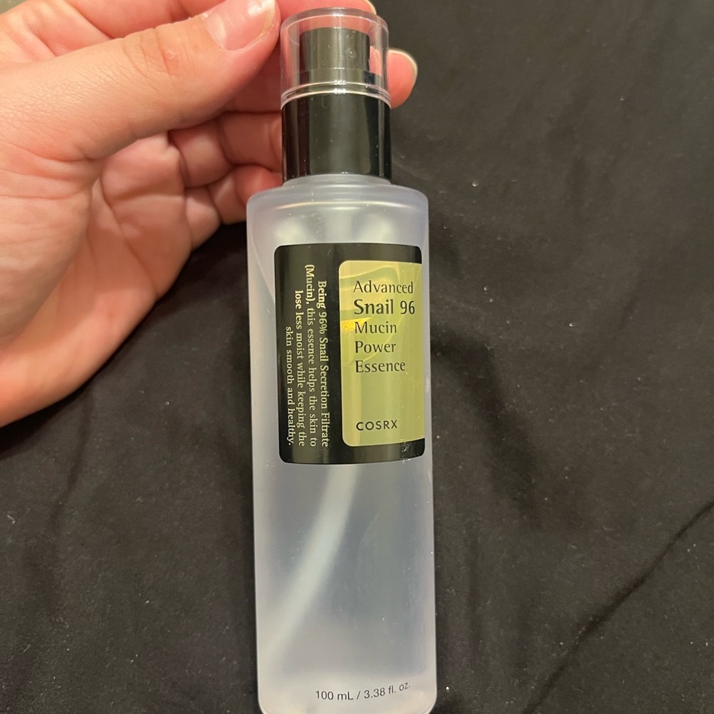 COSRX Advanced Snail 96 Mucin Power Essence - Black and Green